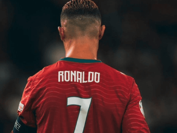 رونالدو يرفض العودة للمنتخب بسبب جيسوس