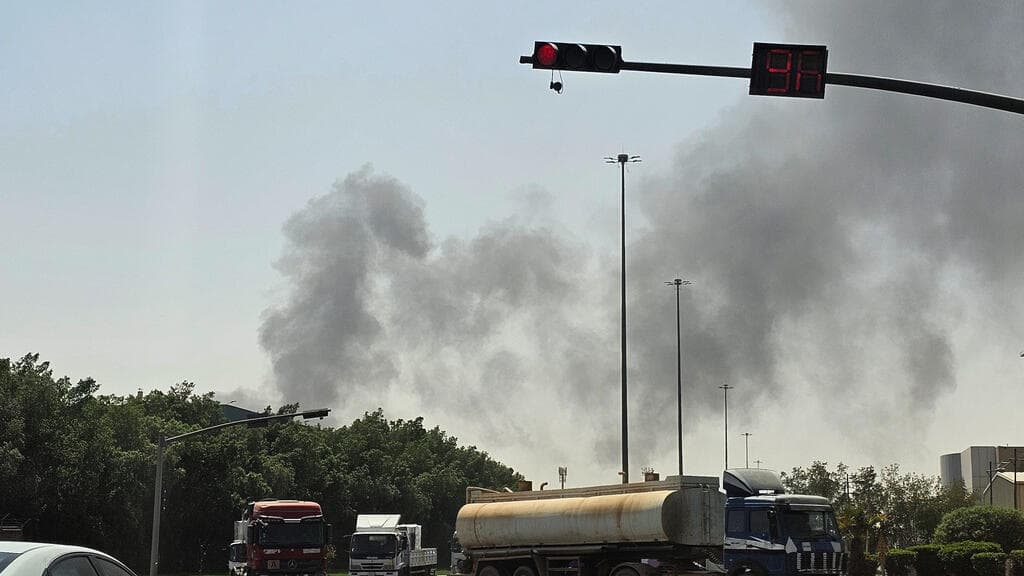 Riyadh missile debris damages buildings