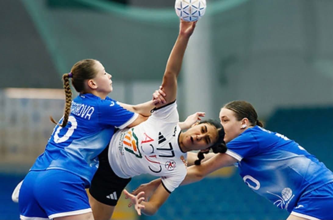 Youth girls handball team wins vs Switzerland