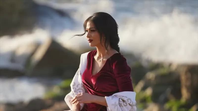 Yasmin Wafi unveils new romantic song Hug Me