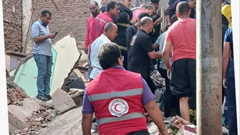 Red Crescent aids Mahalla collapse victims
