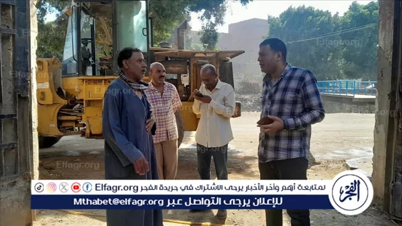 Assiut Governor Checks Equipment Readiness in Deirout