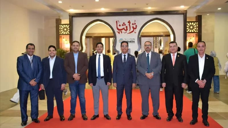 رئيس جامعة بنها يزور معرض تراثنا 2026 ويدعم ريادة الأعمال