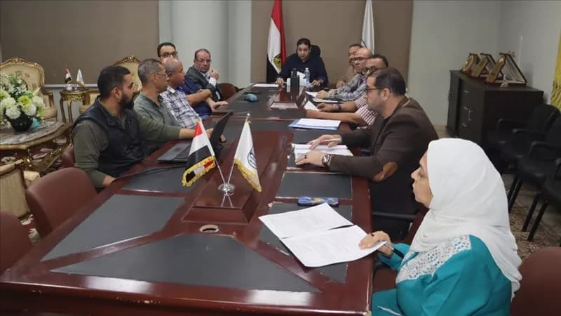 نائب محافظ بني سويف يطور خدمات كوم أبو راضي