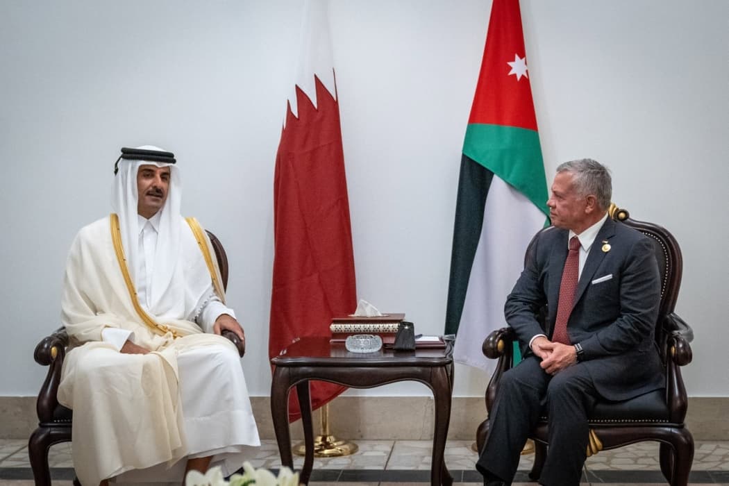 Sheikh Tamim Welcomes King Abdullah II at Lusail Palace