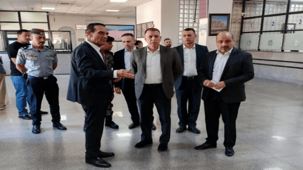 وزير الداخلية يزور مديرية الجنسية