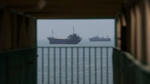 Iran Media: Strait of Hormuz Remains Closed
