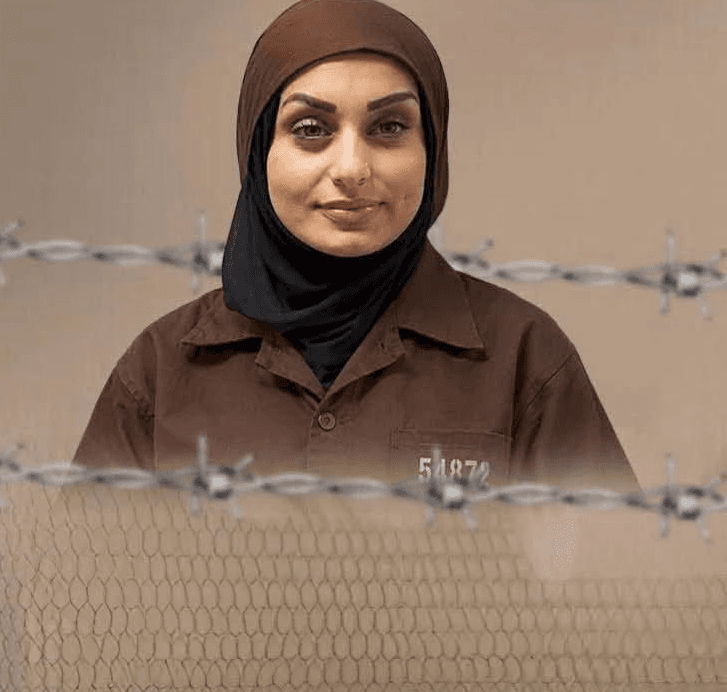 أسيرة تلد طفلها في الأسر