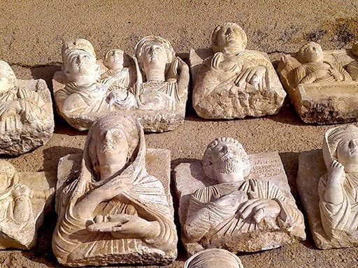 إعادة بعض الآثار المسروقة إلى سوريا