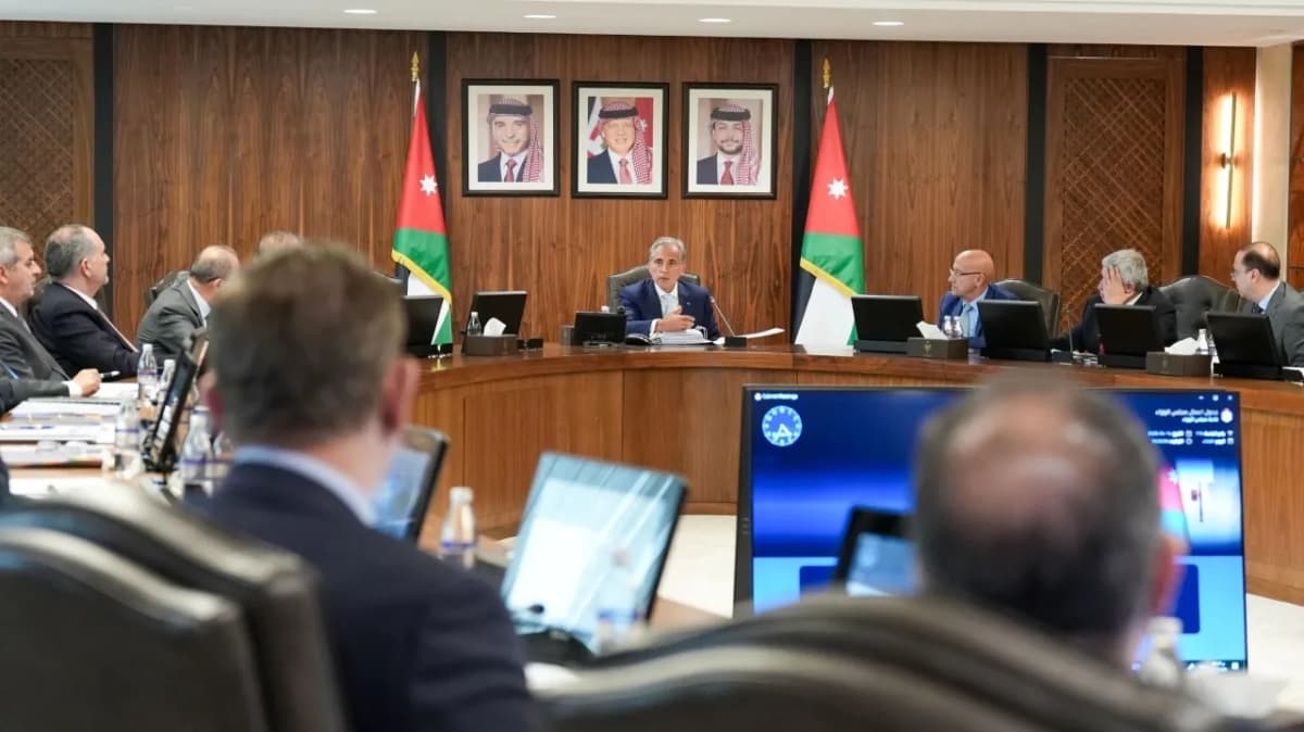 توقعات الرأي حول الحكومة