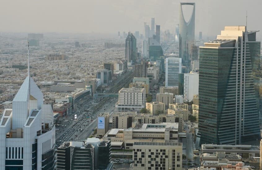 الخارجية الأمريكية تحذر في الرياض