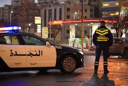 Authorities investigate Arab vehicle window break