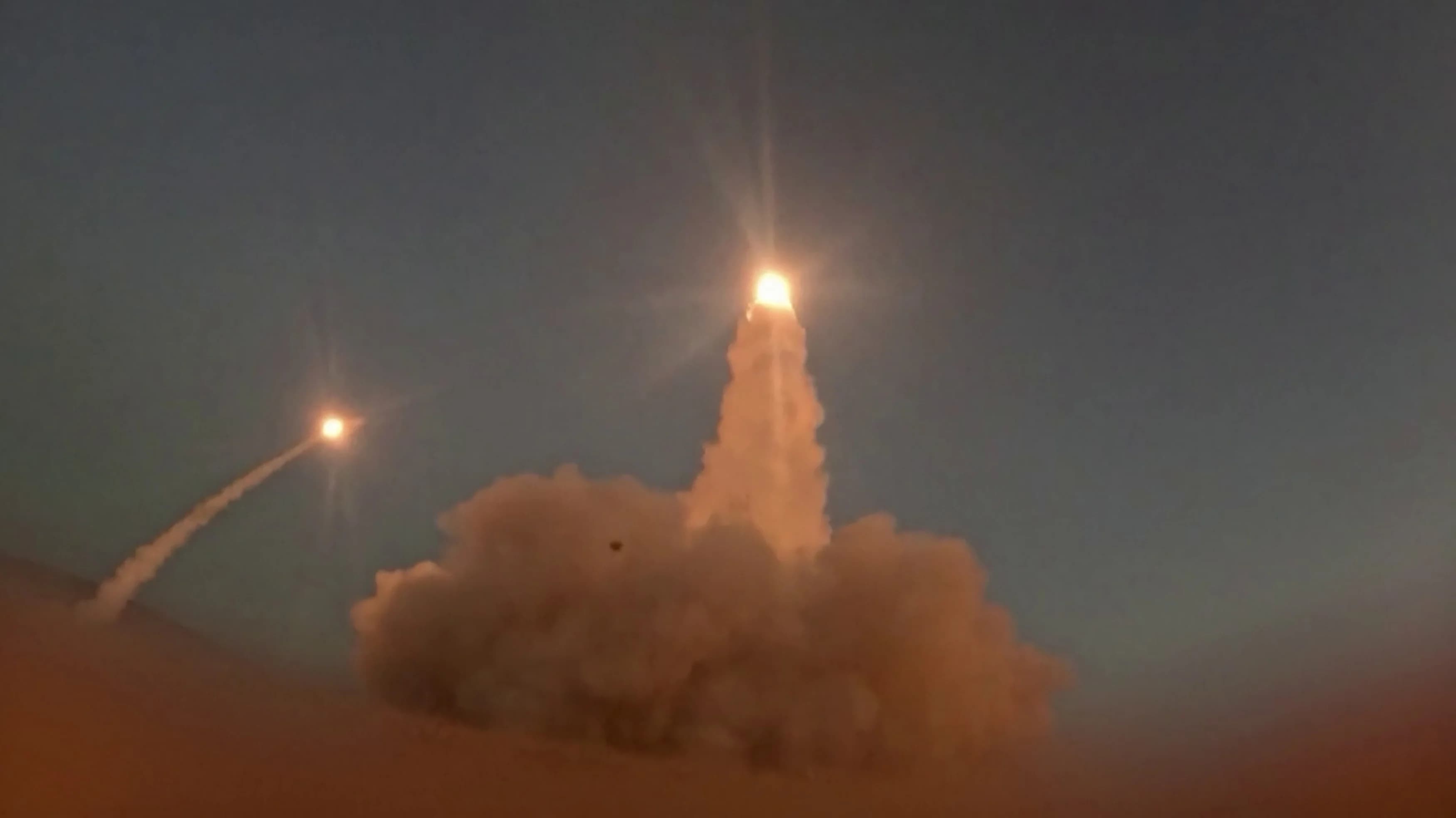 Revolutionary Guard Attacks US Sites in Bahrain