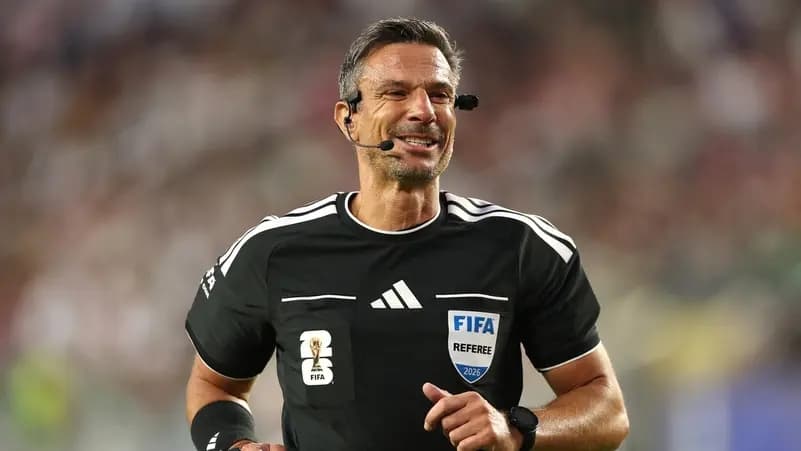 World Cup ref detained over illegal ring