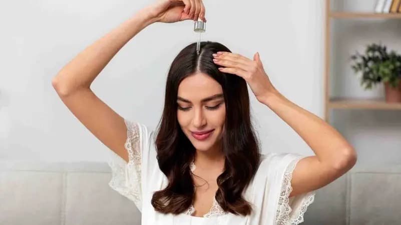 6 ممارسات تضر بفوائد زيت الشعر