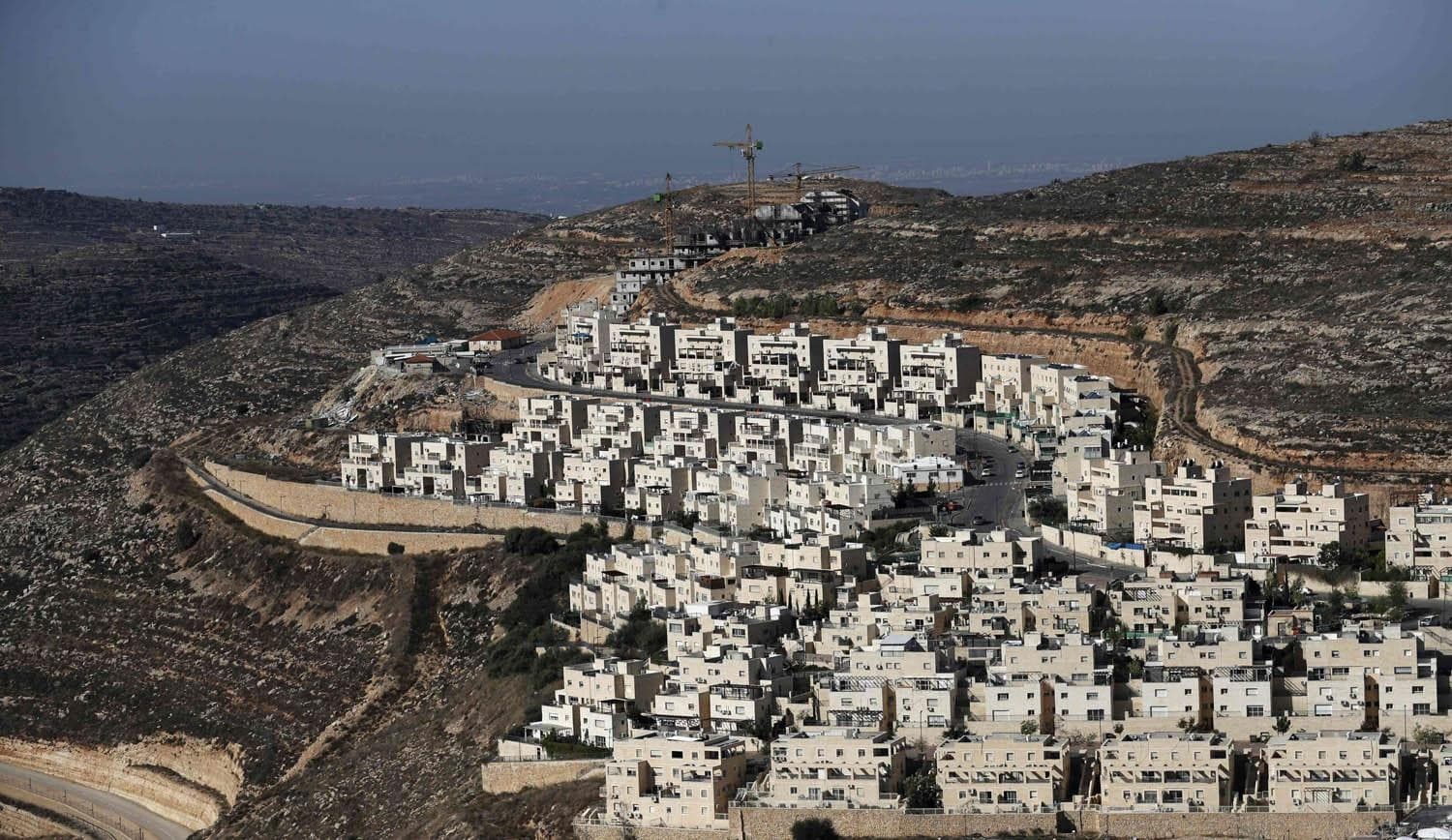 Israeli authorities seize over 5,000 dunams in north Jerusalem