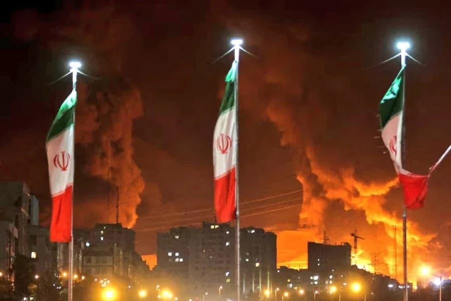 Iran Reports US Attacks on Shiraz and Southern Ports
