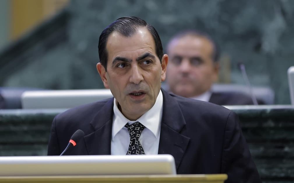 النائب قباعي: غالبية النواب والوزراء لن ينجحوا في اختبار الكفاءة