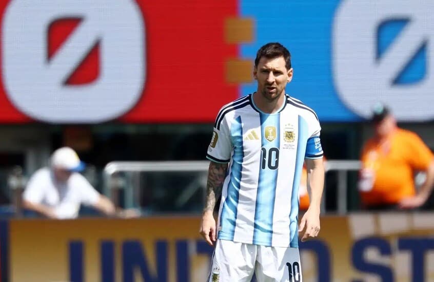 Messi's debut post-World Cup loss