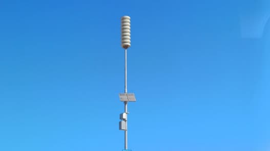 Crises Warnings Cannot Replace Sirens