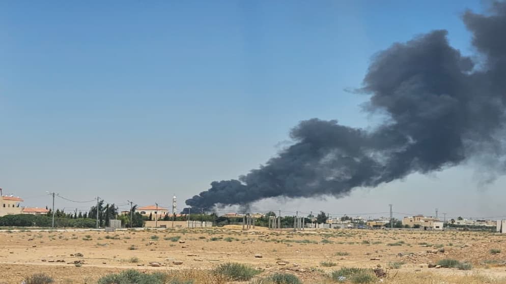 Civil defense reacts to food packaging fire