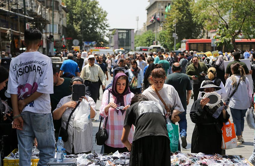 تكاليف المعيشة في إيران تزداد