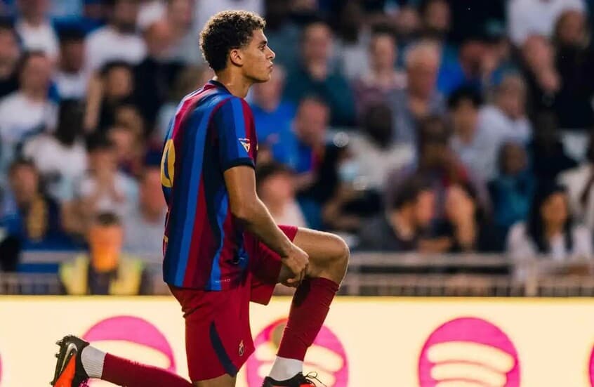 Hans Flick's reaction to Hamza Abdelkrim at Barcelona