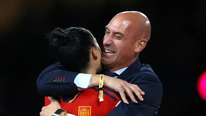 Robiales urges Spain to withdraw if Morocco hosts final