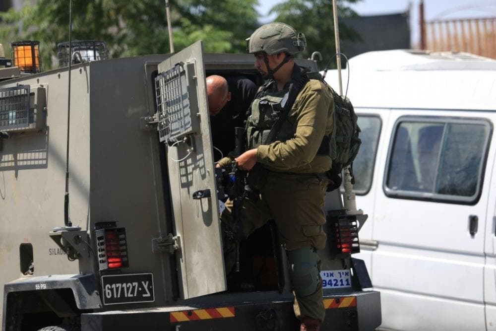 Occupation leaves Qalandiya camp after invasion