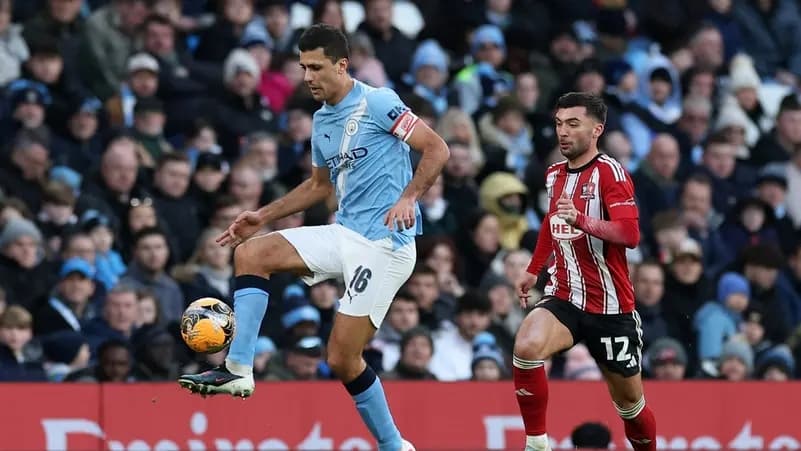 سيتي يرد على عرض برشلونة الثالث لرويتر