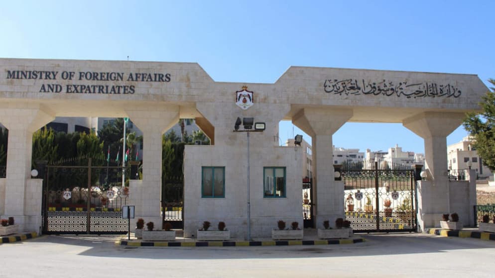 الأردن يعبر عن إدانته للغارات الإسرائيلية على مطار أبو الظهور