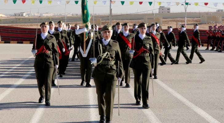 القوات المسلحة تفتح باب تجنيد الإناث لدبلوم الخدمات الطبية
