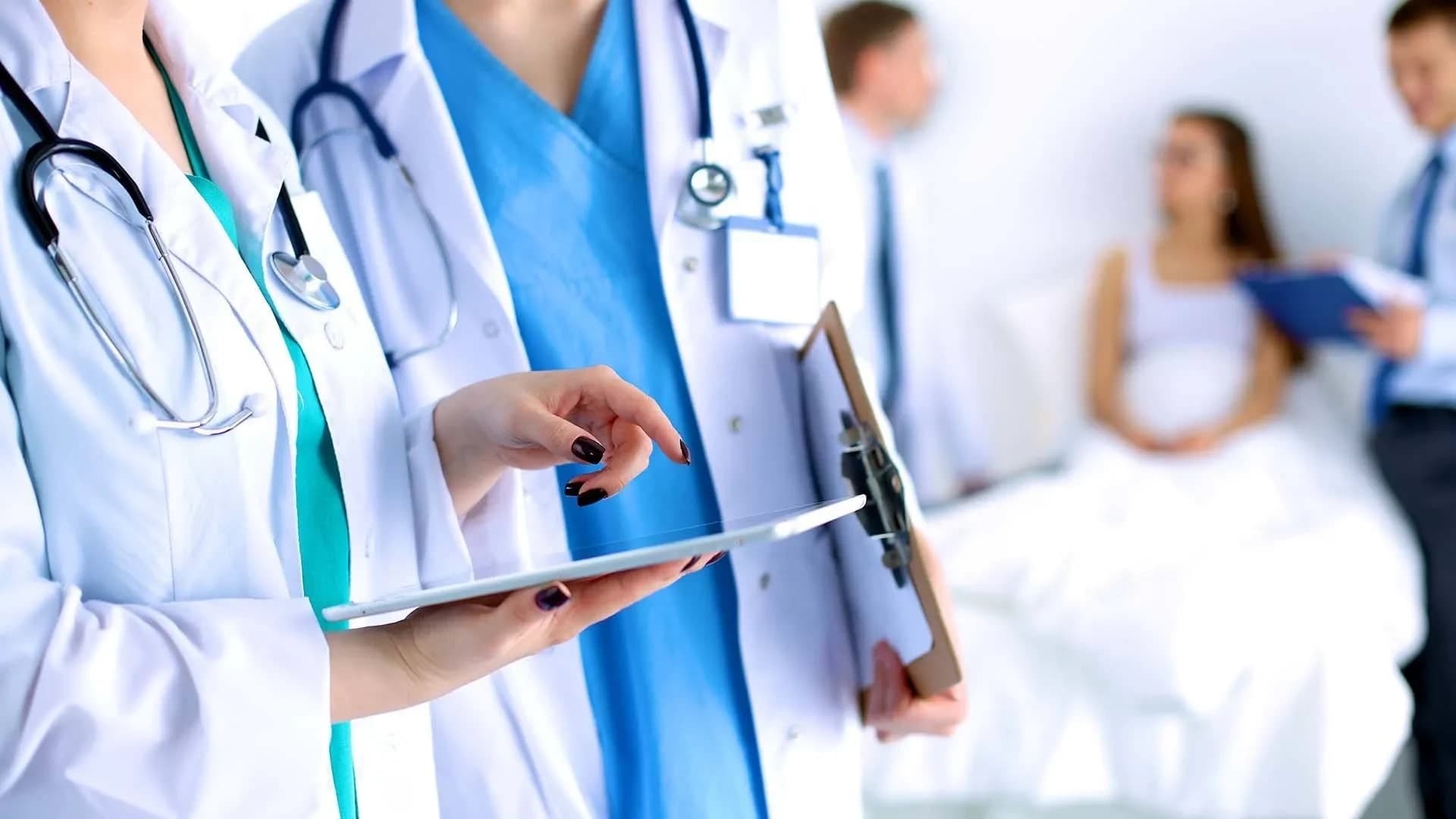 Jordanian students accepted into Egyptian medical colleges