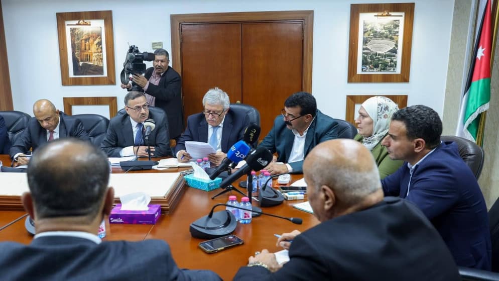 القطامين يؤكد جهود توفير فرص عمل للأردنيين