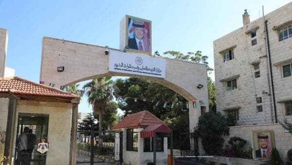 Education: Cumulative GPA replaces "Al-Shamil" for diploma holders
