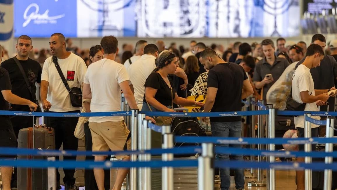 إعلام إسرائيلي: مطار بن غوريون يواجه ضغطا كبيرا
