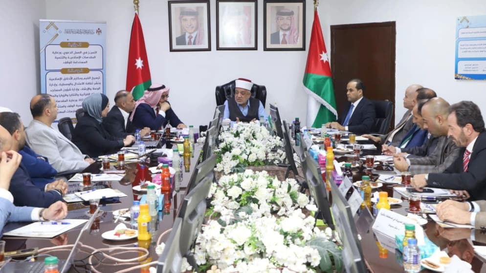 وزير الأوقاف يركز على تعزيز الثقافة المؤسسية