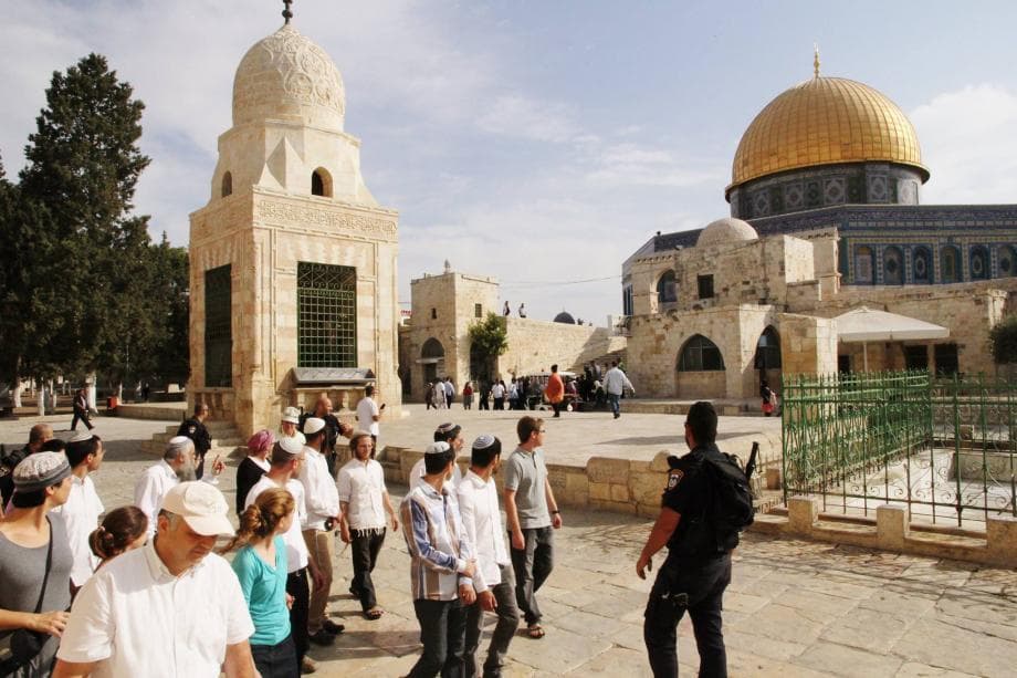 Al-Aqsa Prepares for Jewish Holidays