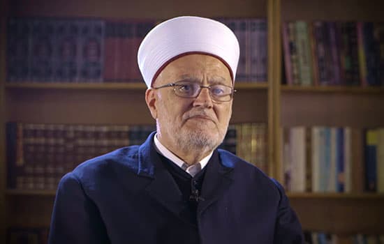 صبري يحذر من مخاطر على الأقصى مع الأعياد