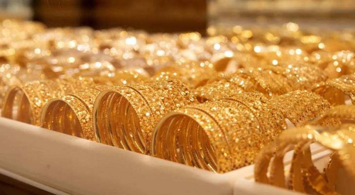 Gold prices fall to 89.10 dinars per gram