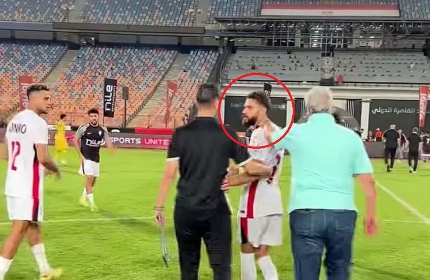موقف غريب من لاعب الزمالك محمود بنتايك