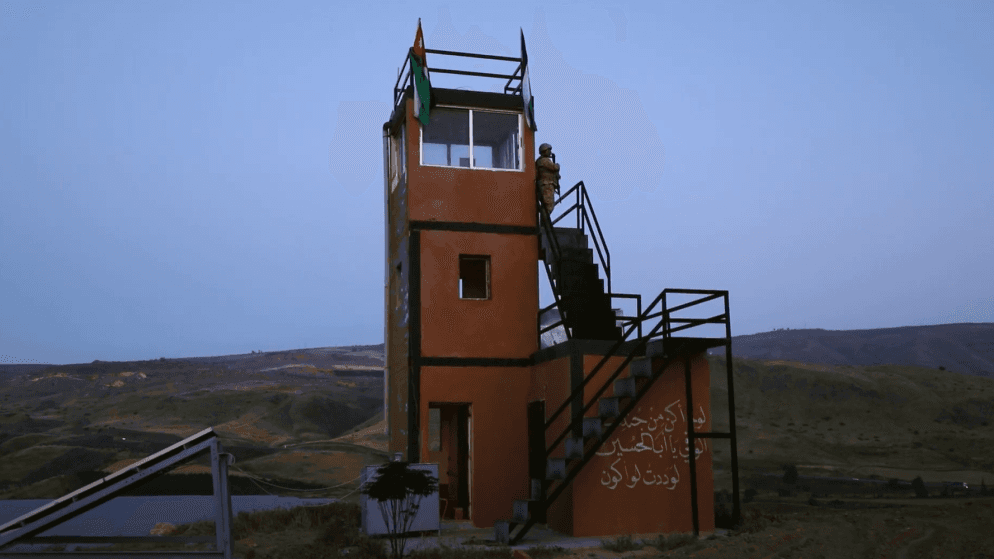 Person detained trying to cross northern border