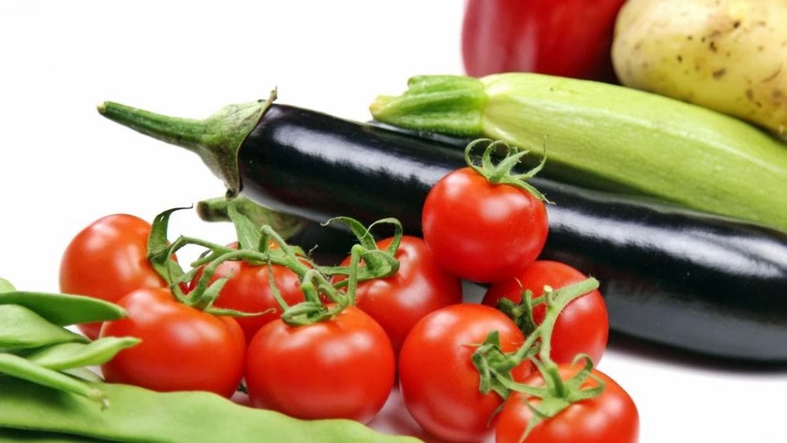 Sunday vegetable and fruit prices at central market