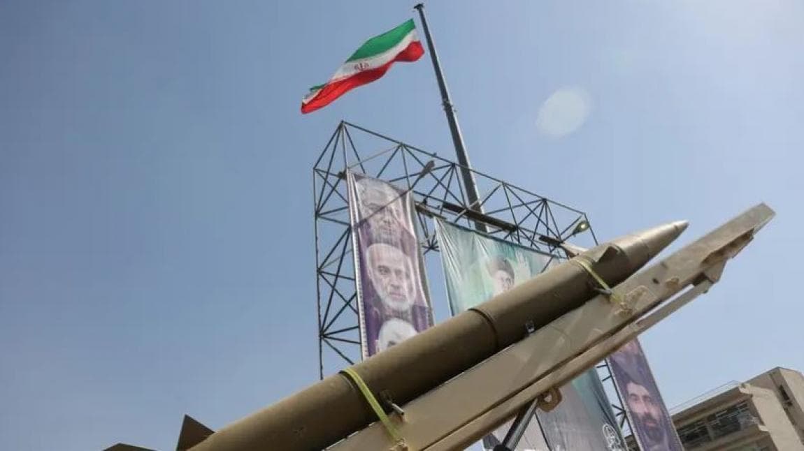 الحرس الثوري يحذر ويهدد بتغييرات جغرافية