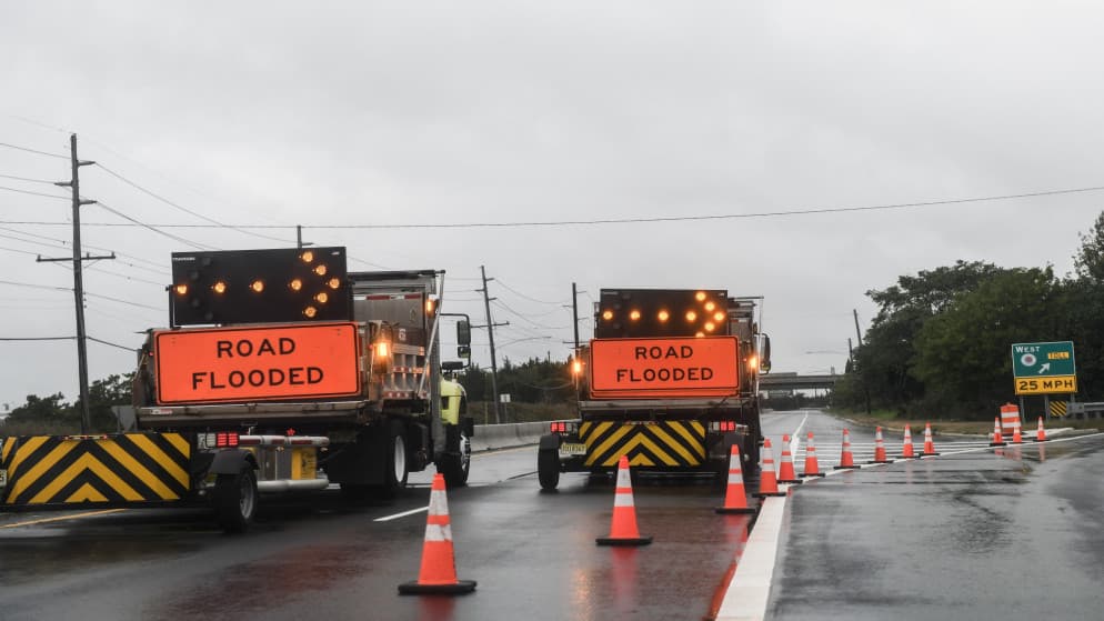 Storm causes 445 US East Coast flight cancels