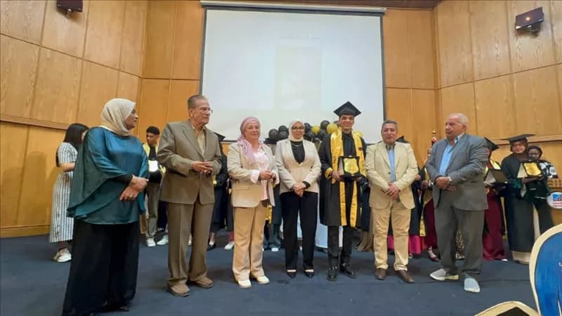 Academy President Attends Art School Graduation