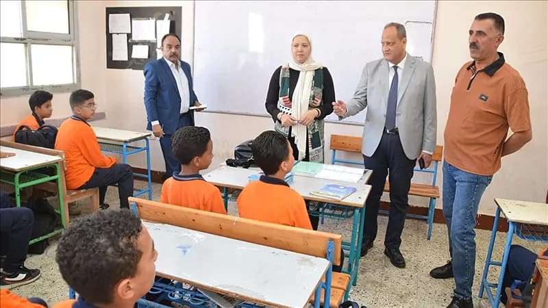 وكيل التعليم ببورسعيد يحقق في انخفاض الحضور في المهندس علي سليمان