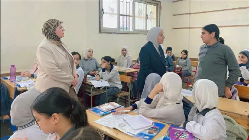 همت أبو كيلة تتابع تنفيذ الدراسة والامتحانات بمدارس غرب مدينة نصر