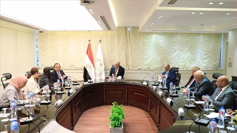 Abdellatif discusses school upgrades with Kyoto Ikueikan President