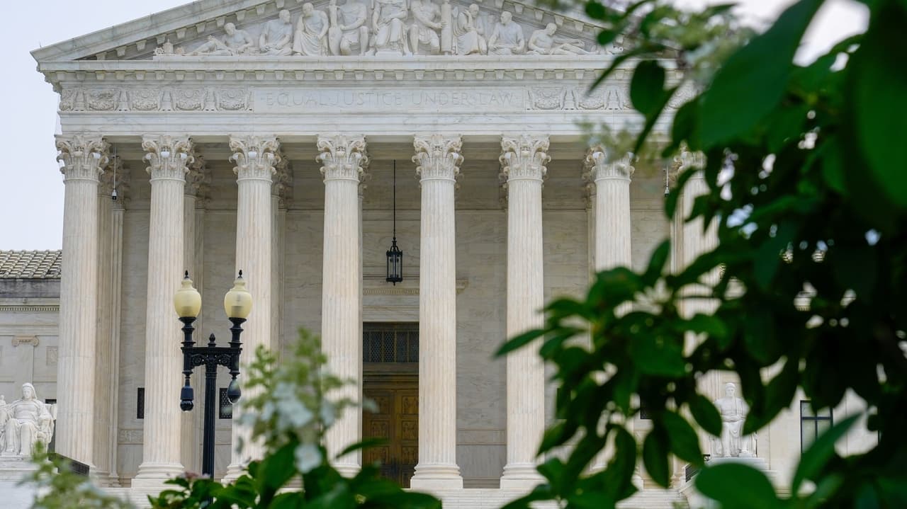 Supreme Court approves Trump mail voting plan